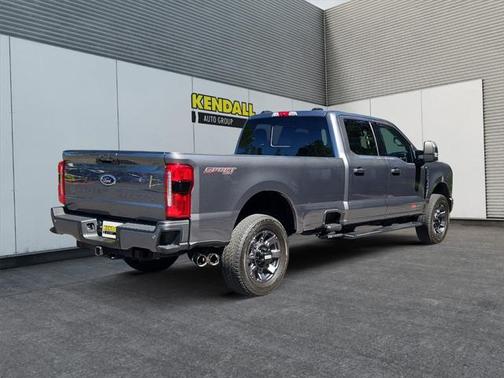 2023 Ford F-350 Lariat