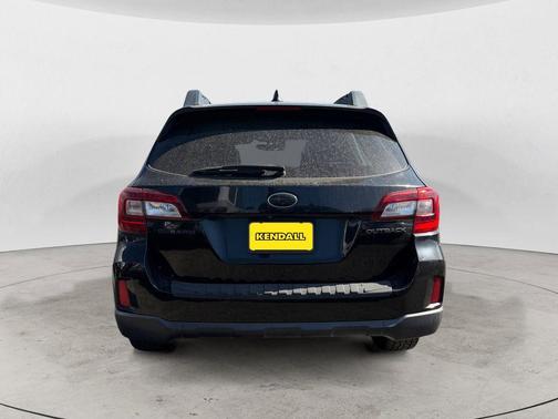 Crystal Black Silica 2017 Subaru Outback 2.5i Premium