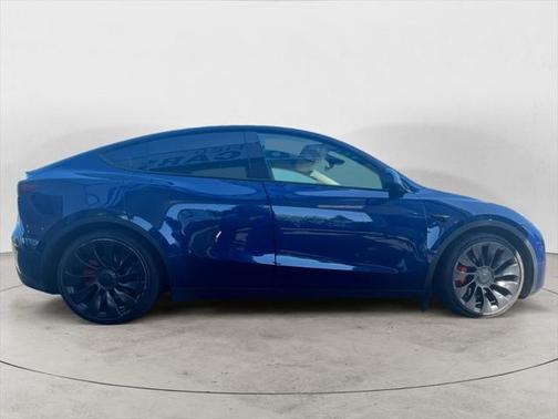2023 Tesla Model Y Performance Dual Motor All-Wheel Drive