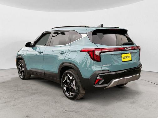 Pluton Blue 2025 Kia Seltos EX