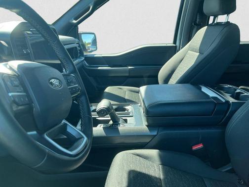 Oxford White 2024 Ford F-150 XLT