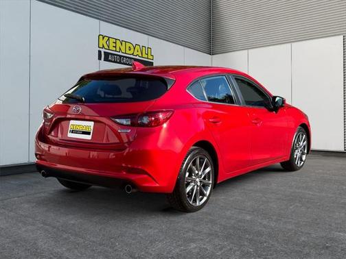 2018 Mazda Mazda3 Touring