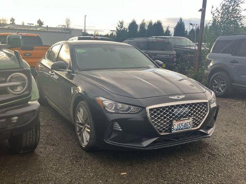 2020 Genesis G70 2.0T RWD