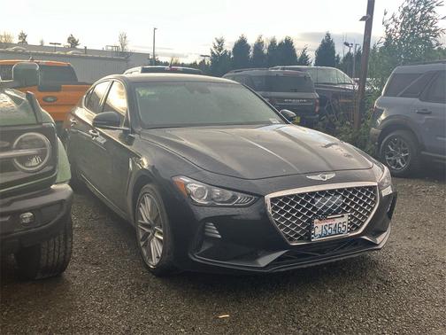 2020 Genesis G70 2.0T RWD