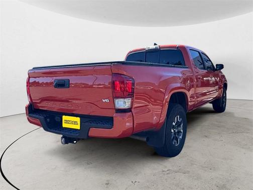 2016 Toyota Tacoma SR