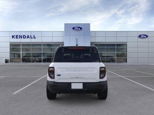 Oxford White 2025 Ford Bronco Sport Outer Banks