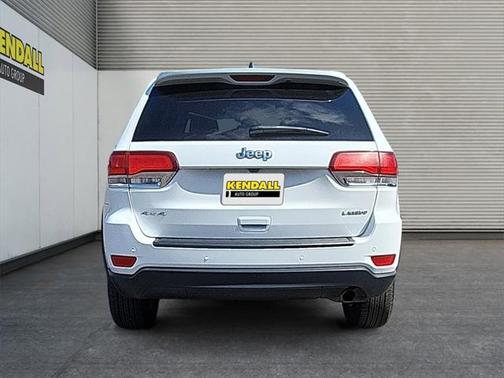 2020 Jeep Grand Cherokee Laredo