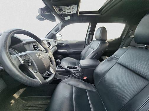 Cement 2021 Toyota Tacoma TRD Off Road