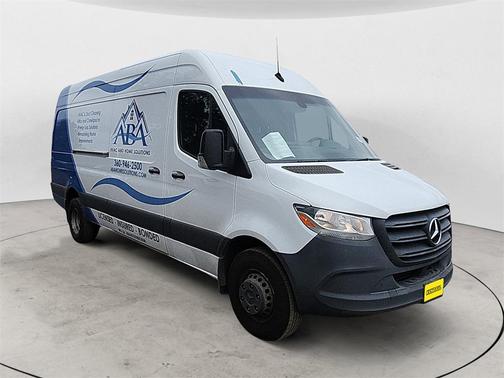 2021 Mercedes-Benz Sprinter 4500 High Roof V6