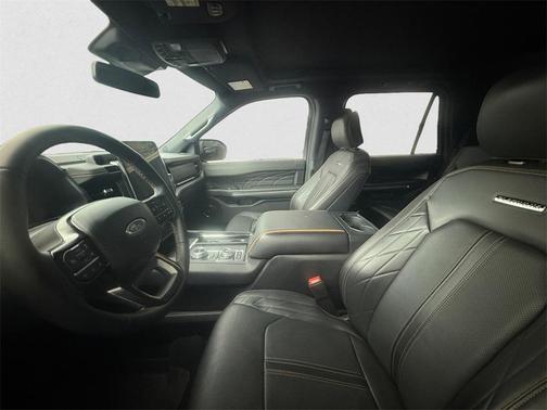 2024 Ford Expedition Platinum