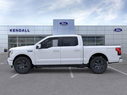 Oxford White 2025 Ford F-150 Lightning LARIAT