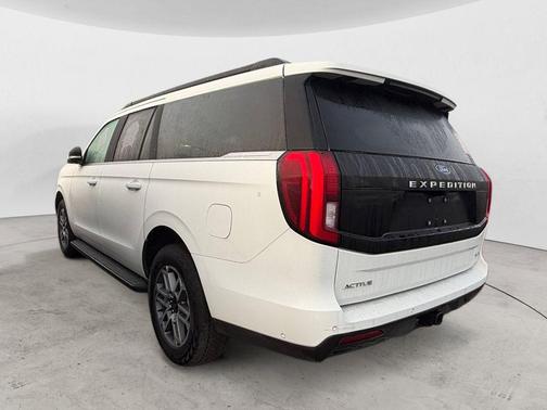 2025 Ford Expedition Max Active 4x4