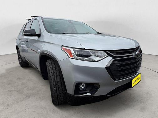 Silver Ice Metallic 2018 Chevrolet Traverse Premier