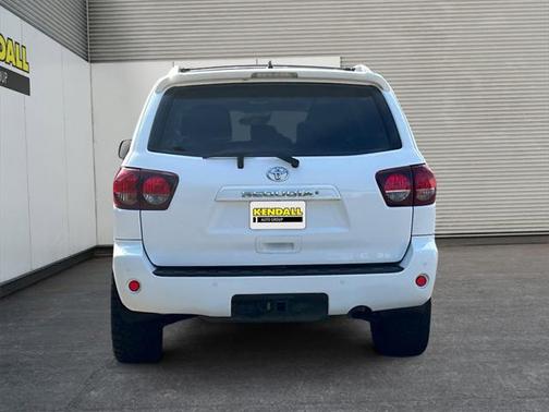 2019 Toyota Sequoia SR5