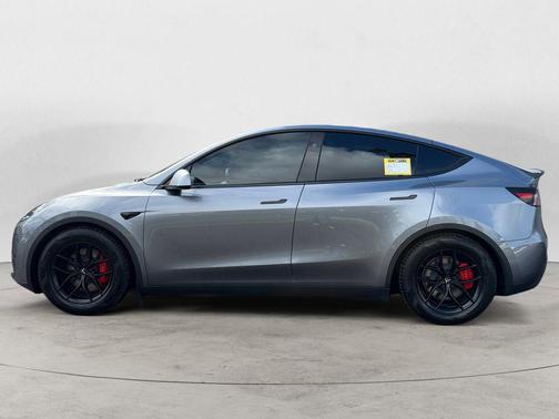 Stealth Gray 2024 Tesla Model Y Performance Dual Motor All-Wheel Drive