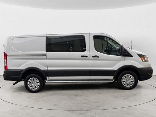 Oxford White 2025 Ford Transit-250 Base