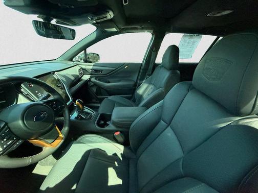 Crystal Black Silica 2025 Subaru Outback Wilderness