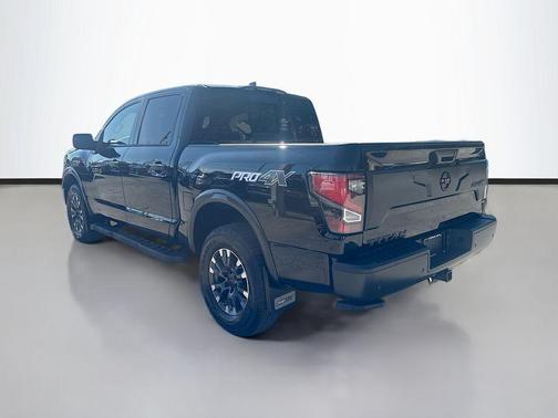 2024 Nissan Titan PRO-4X
