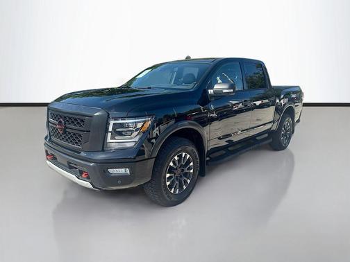 2024 Nissan Titan PRO-4X