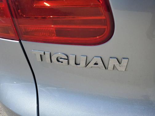 2017 Volkswagen Tiguan 2.0T Sport
