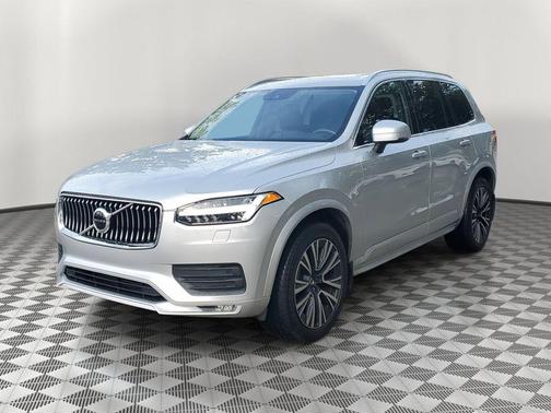 2021 Volvo XC90 T5 Momentum 7 Passenger