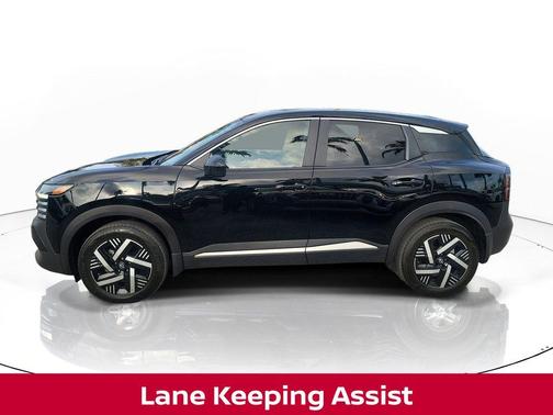 Super Black 2025 Nissan Kicks SV