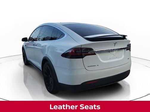 White 2017 Tesla Model X 90D