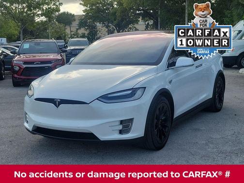White 2017 Tesla Model X 90D