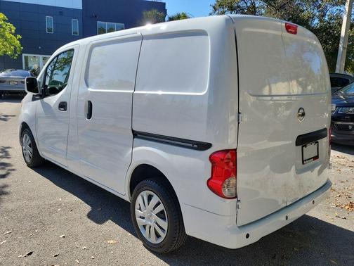 2021 Nissan NV200 SV