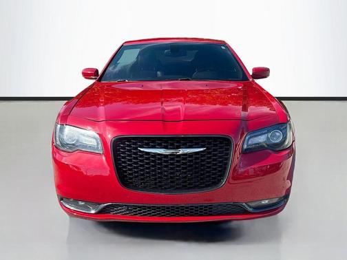 2016 Chrysler 300 S