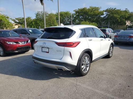 2021 INFINITI QX50 Luxe