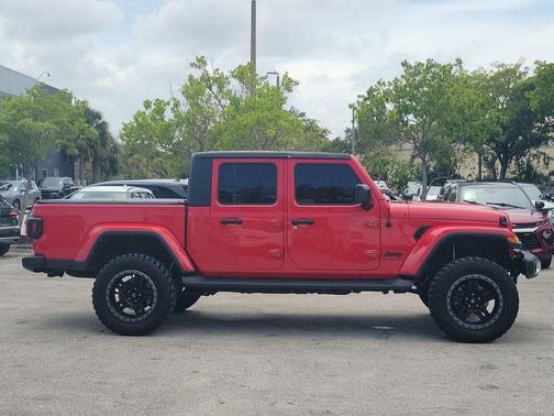 Firecracker Red Clearcoat 2021 Jeep Gladiator Sport