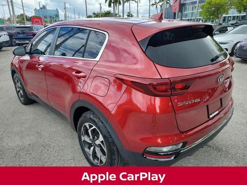 Hyper Red 2022 Kia Sportage LX