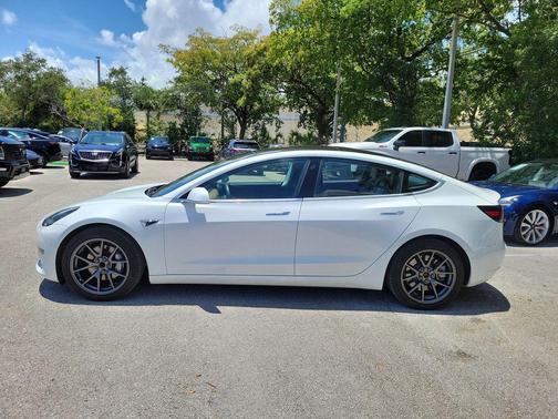 White 2018 Tesla Model 3 Long Range