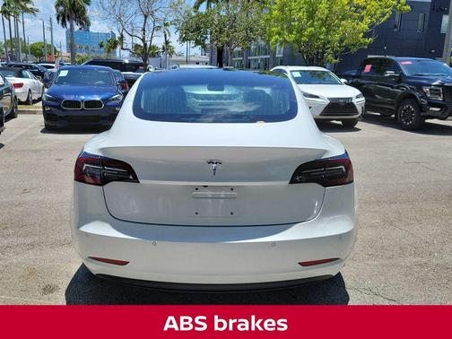 White 2018 Tesla Model 3 Long Range