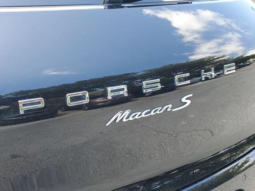2015 Porsche Macan S