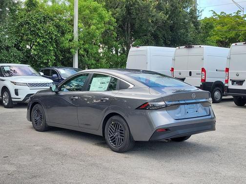 Gun Metallic 2026 Nissan Sentra SV