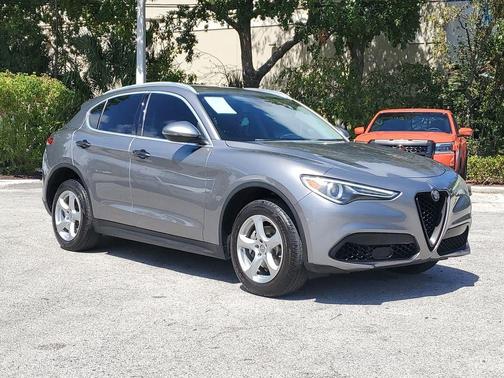 2018 Alfa Romeo Stelvio Base
