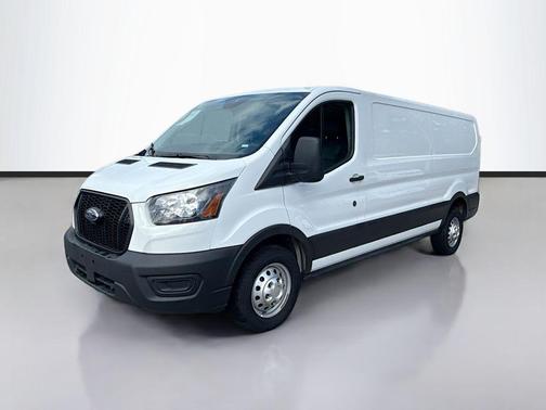 2022 Ford Transit-250 Base