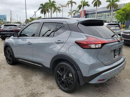 2024 Nissan Kicks SR