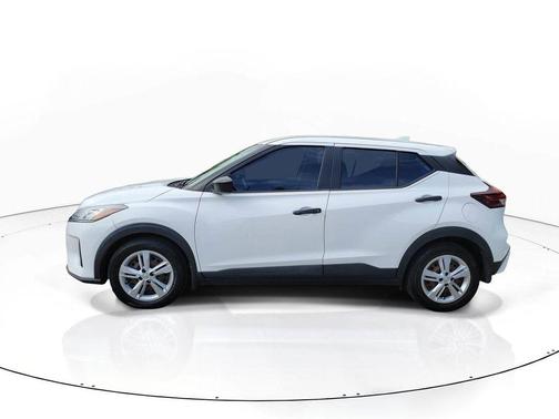 2021 Nissan Kicks S