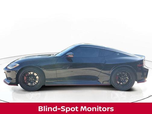 Black Diamond Pearl 2024 Nissan Z NISMO