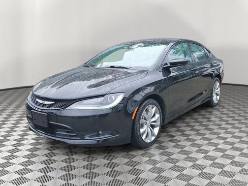 2016 Chrysler 200 S
