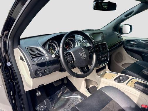 2020 Dodge Grand Caravan SXT