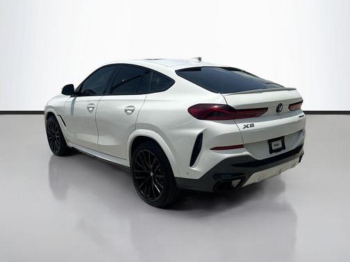 2022 BMW X6 xDrive40i