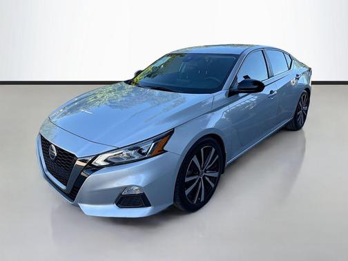 2021 Nissan Altima 2.5 SR