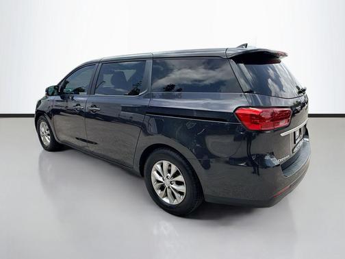 2020 Kia Sedona LX