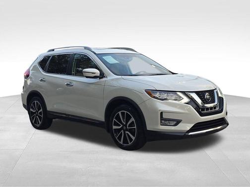 White 2019 Nissan Rogue SL