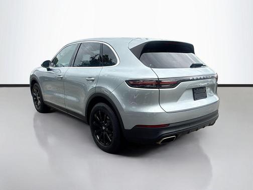 2021 Porsche Cayenne Base
