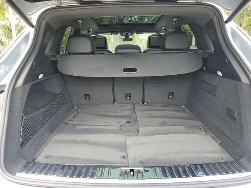 2021 Porsche Cayenne Base